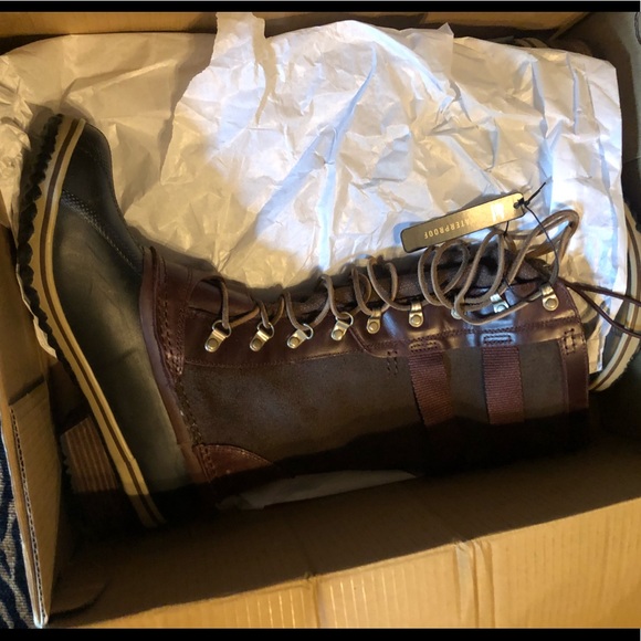 Women’s Sorel Boots - Picture 5 of 5